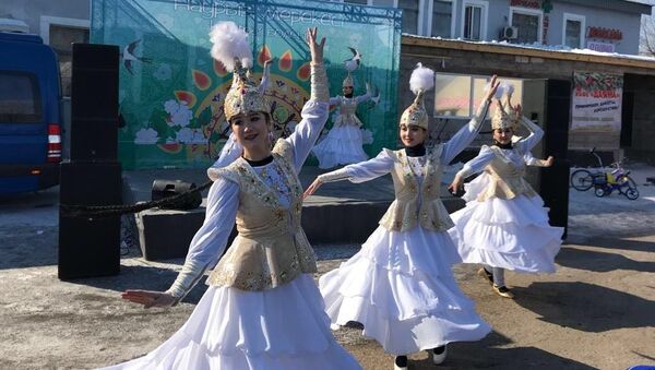 В Астане стартовали народные гуляния в честь Наурыза - Sputnik Казахстан
