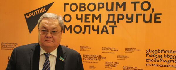 Депутат мажилиса парламента Казахстана Мухтар Ерман - Sputnik Казахстан