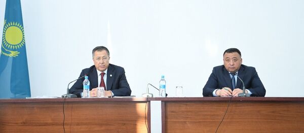 Аким ЮКО встретился с жителями нашумевшего поселка Абай Аким ЮКО встретился с жителями нашумевшего поселка Абай - Sputnik Казахстан