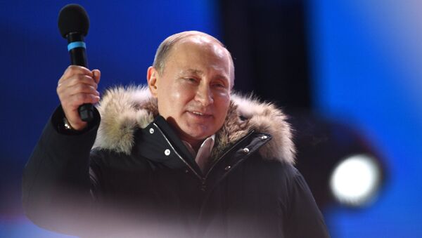 Владимир Путин на митинге-концерте на Манежной площади в Москве, архивное фото - Sputnik Казахстан