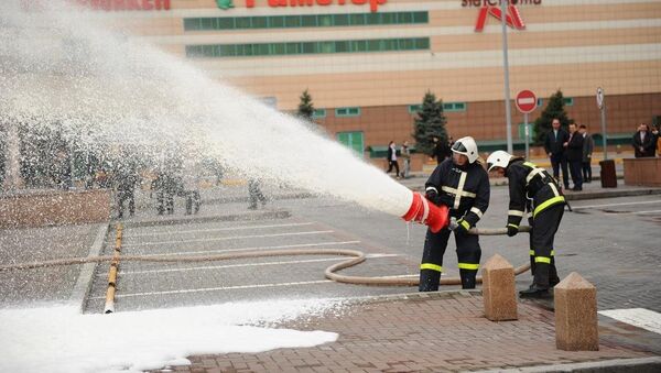 Пожарные учения в торгово-развлекательном центре Mega - Sputnik Казахстан