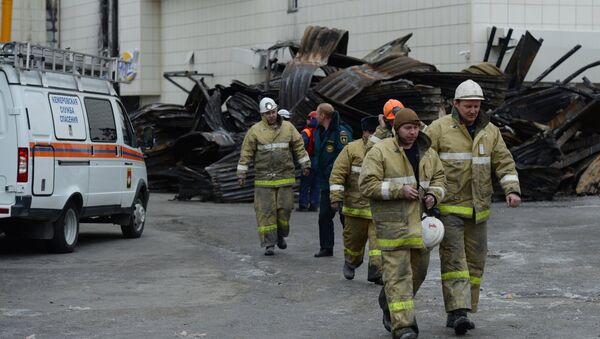 Последствия пожара в ТЦ «Зимняя вишня» - Sputnik Казахстан