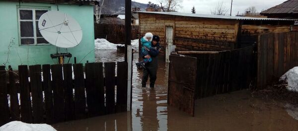 ШҚО Зырян ауданындағы Зубовск тұрғындарын көшіру - Sputnik Қазақстан