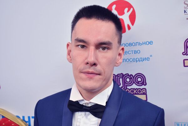 В детстве Ауэзу не могли поставить правильный диагноз: тогда расстройства аутистического спектра еще не диагностировали  - Sputnik Казахстан