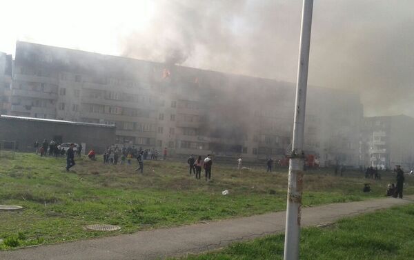 Огонь охватил пять этажей жилого дома в Алматы - Sputnik Казахстан