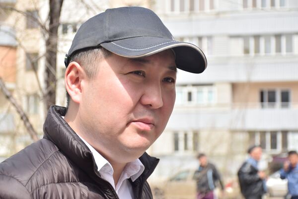 Заместитель акима Жетысуского района Санжар Тогаев Заместитель акима Жетысуского района Санжар Тогаев - Sputnik Казахстан