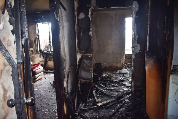 Квартиры после пожара в алматинском микрорайоне Кок Жиек Квартиры после пожара в алматинском микрорайоне Кок Жиек - Sputnik Казахстан