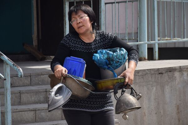 После пожара в алматинском микрорайоне Кок Жиек После пожара в алматинском микрорайоне Кок Жиек - Sputnik Казахстан