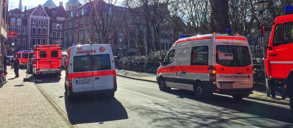 Грузовик въехал в толпу людей в Германии - Sputnik Казахстан