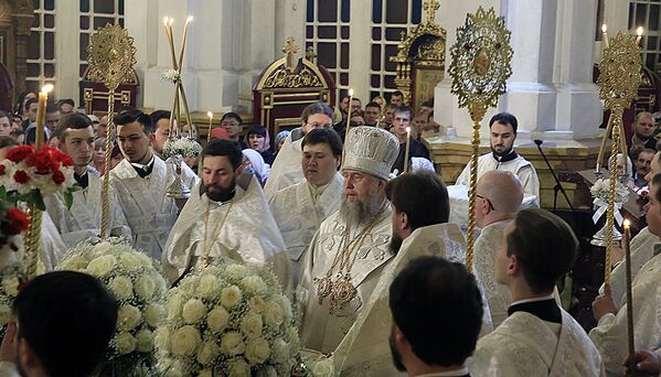 Православные отмечают Пасху в Свято-Вознесенском кафедральном соборе - Sputnik Казахстан