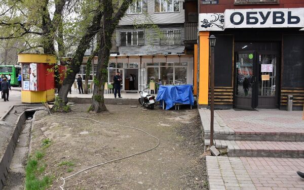 В Алматы будут обследованы тротуары на предмет незаконного захвата различными пристройками, затрудняющими движение пешеходов - Sputnik Казахстан