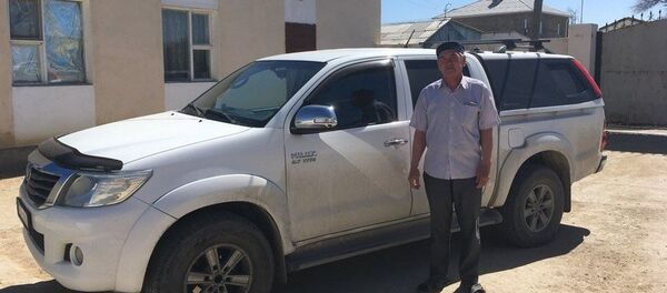 Поющий актауский таксист Нурлыбай Батыхов Поющий актауский таксист Нурлыбай Батыхов - Sputnik Казахстан