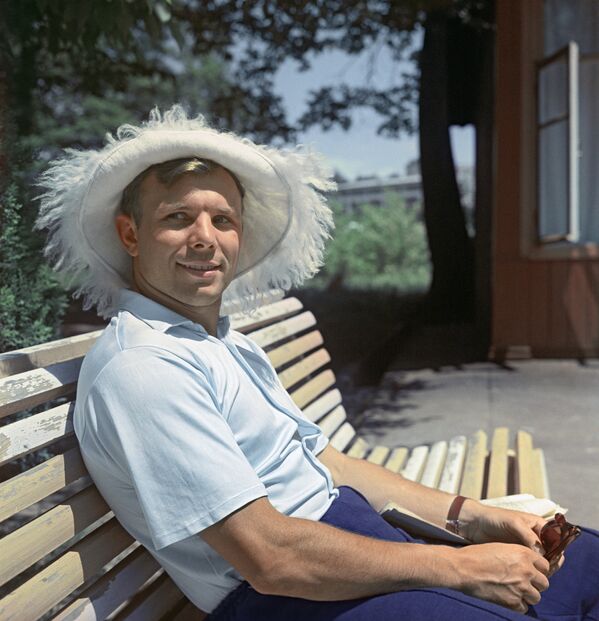 Первый в мире космонавт, Герой Советского Союза Юрий Гагарин - Sputnik Казахстан