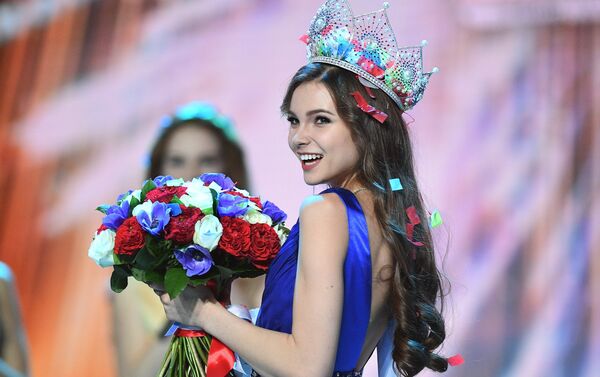 Победительница конкурса Мисс Россия 2018 Юлия Полячихина - Sputnik Казахстан