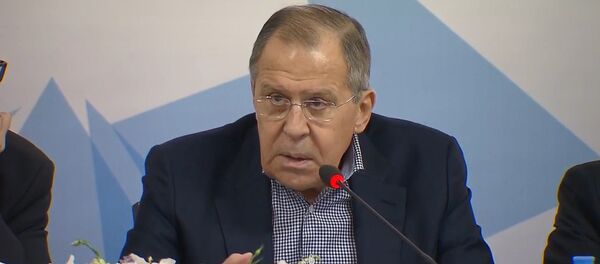 Лавров об отравившем Скрипалей химикате Лавров об отравившем Скрипалей химикате - Sputnik Казахстан