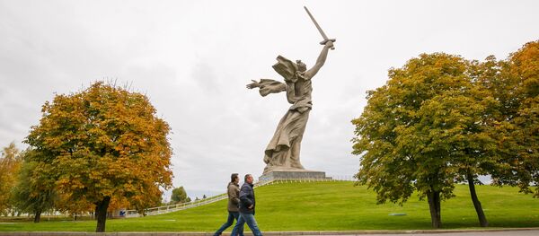 Монумент Родина-мать зовет! на территории историко-мемориального комплекса Мамаев курган в Волгограде. Монумент Родина-мать зовет! на территории историко-мемориального комплекса Мамаев курган в Волгограде. - Sputnik Казахстан