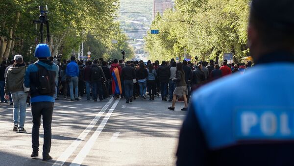 Акция протеста оппозиции в Ереване - Sputnik Казахстан
