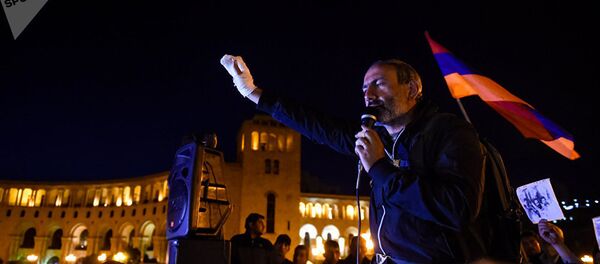 Протесты оппозиции в Ереване Протесты оппозиции в Ереване - Sputnik Казахстан