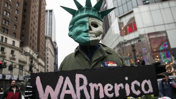 Акция протеста в США против ударов по Сирии - Sputnik Казахстан