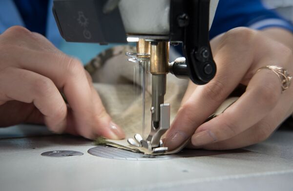 В швейном цехе Astana Ютария LTd кипит работа В швейном цехе Astana Ютария LTd кипит работа - Sputnik Казахстан