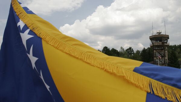 Флаг Боснии и Герцеговины, архивное фото - Sputnik Казахстан