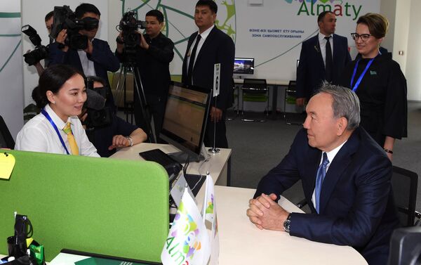 Нурсултан Назарбаев посетил стартап площадку SmArt.Point - Sputnik Казахстан