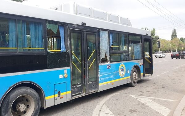Столкновение двух пассажирских автобусов - Sputnik Казахстан