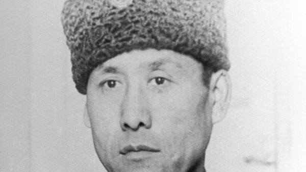 Генерал-майор Сабир Рахимов, погибший под Гданьском 26 марта 1945 года - Sputnik Казахстан