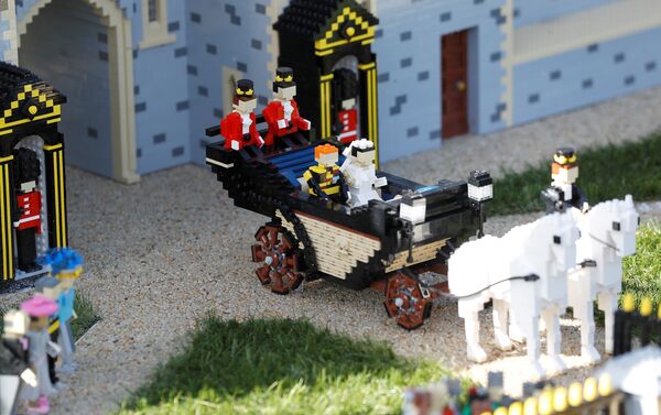Lego-версия предстоящей свадьбы принца Гарри и Меган Маркл - Sputnik Казахстан