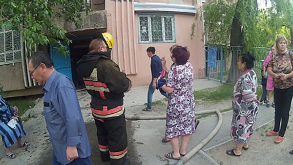 Пожар произошел в девятиэтажном доме в Таразе, эвакуированы 38 человек - Sputnik Казахстан