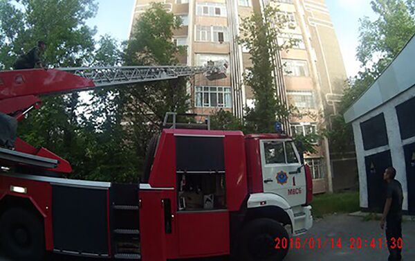 Пожар произошел в девятиэтажном доме в Таразе, эвакуированы 38 человек - Sputnik Казахстан