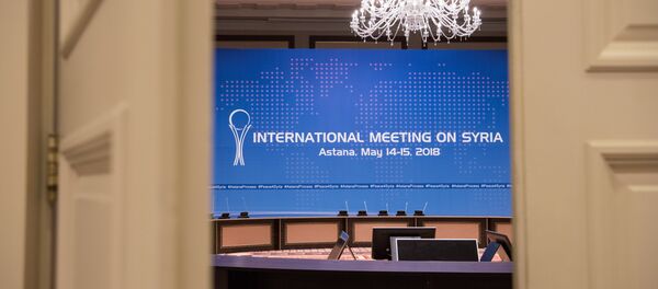 Переговоры в рамках Астанинского процесса по Сирии с участием делегаций стран-гарантов , зал заседаний - Sputnik Казахстан