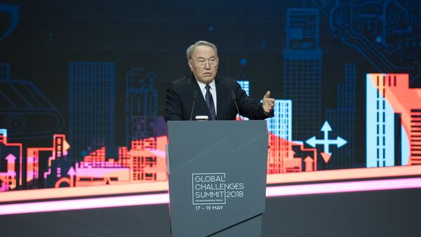 Нурсултан Назарбаев выступает на АЭФ-2018 - Sputnik Казахстан