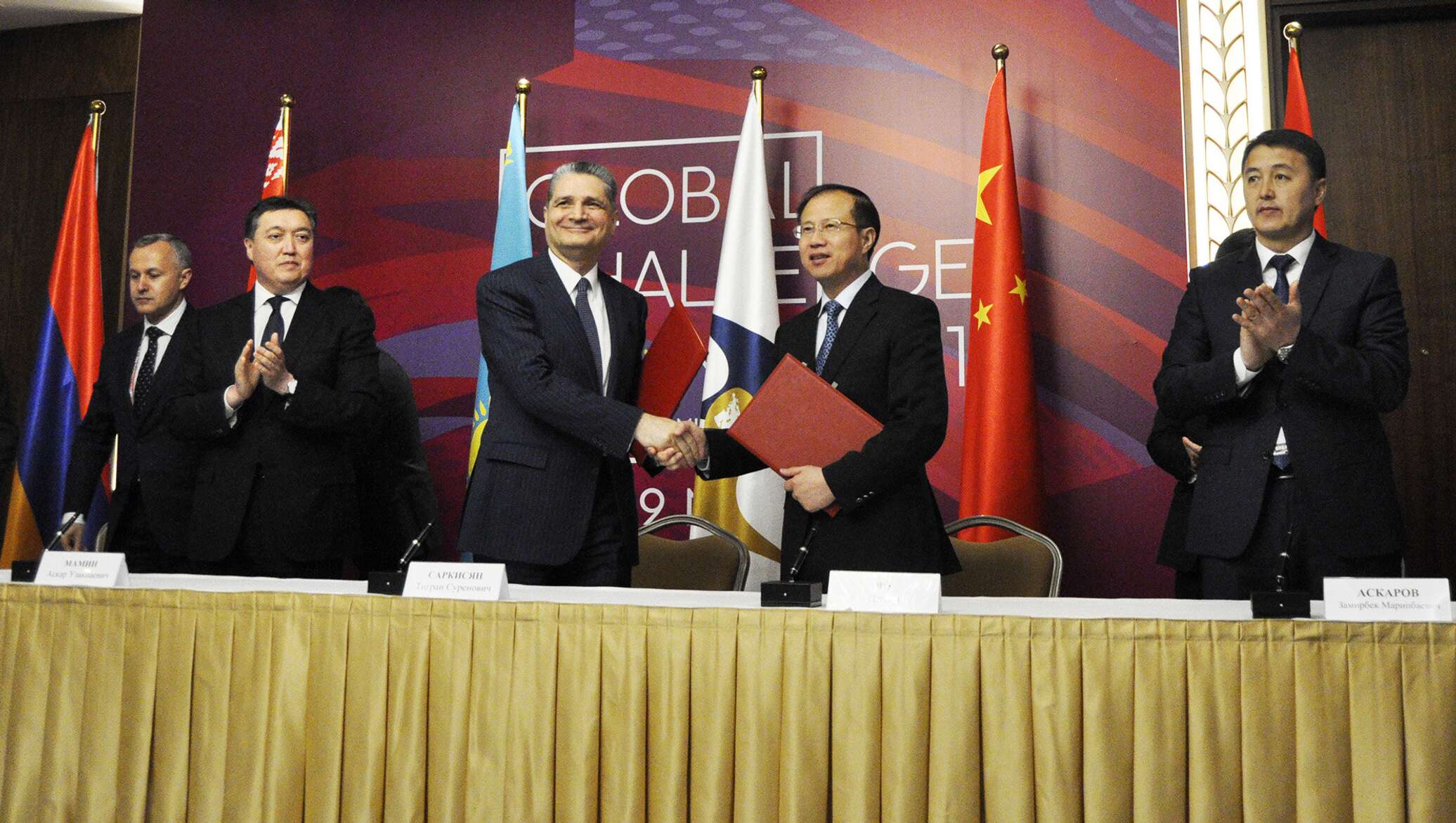 Подписано соглашение о сотрудничестве россии. Соглашение о торгово-экономическом сотрудничестве между ЕАЭС И КНР. Российско-китайское сотрудничество. ЕАЭС И Китай. ЕАЭС И Китай сотрудничество.