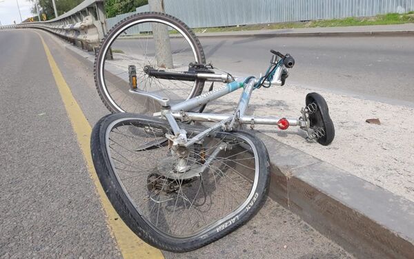 Велосипедиста сбили на ул. Суюнбая - Sputnik Казахстан