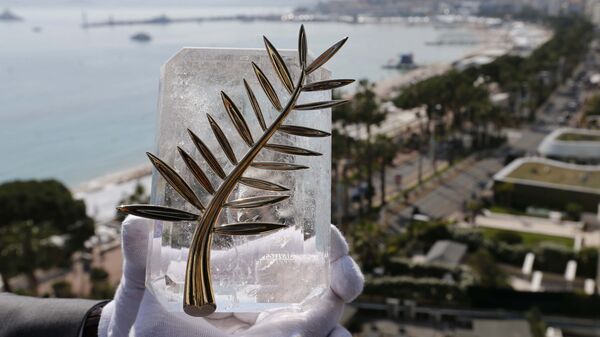 Главный приз Каннского кинофестиваля - пальмовая ветвь - Sputnik Казахстан