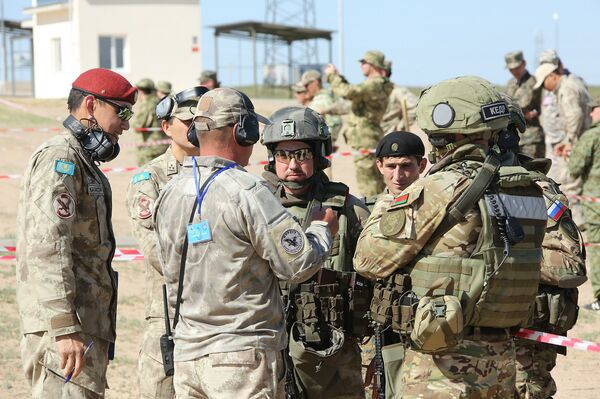 Cоревнования по тактической стрельбе в рамках учений Кобальт-2018 - Sputnik Казахстан