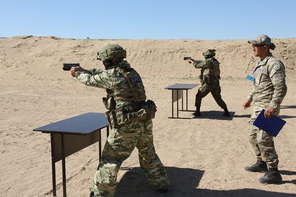Cоревнования по тактической стрельбе в рамках учений Кобальт-2018 - Sputnik Казахстан