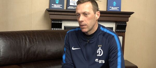 Роман Березовский о качествах вратаря и о юморе - Sputnik Казахстан