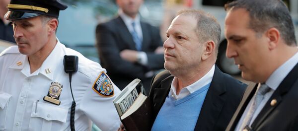 Харви Вайнштейн Харви Вайнштейн - Sputnik Казахстан