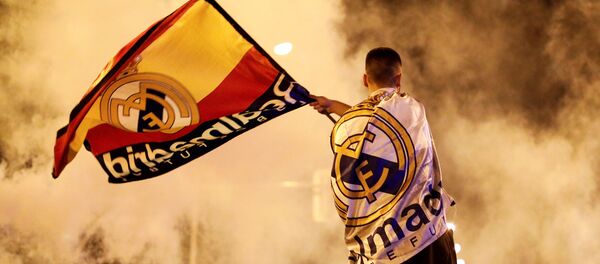 Фанаты празднуют победу Реала в Лиге чемпионов - Sputnik Казахстан