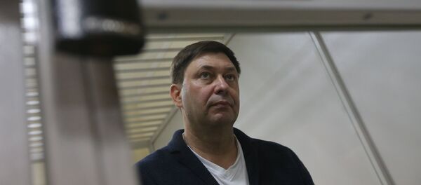 Руководитель портала РИА Новости Украина Кирилл Вышинский во время рассмотрения апелляции Руководитель портала РИА Новости Украина Кирилл Вышинский во время рассмотрения апелляции - Sputnik Казахстан