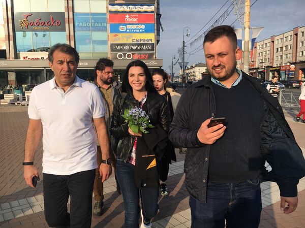 Рахим Рашидов и команда Наивных путешественников в Калининграде - Sputnik Казахстан