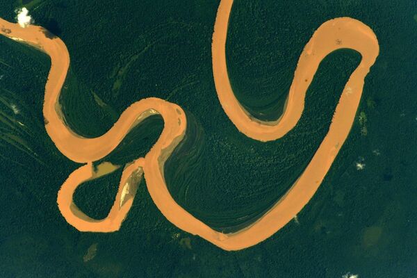 Снимок реки Аманзонки с борта МКС - Sputnik Казахстан