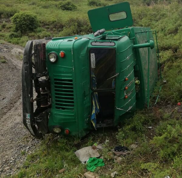 Автомобиль с туристами перевернулся в Алматинской области - Sputnik Казахстан