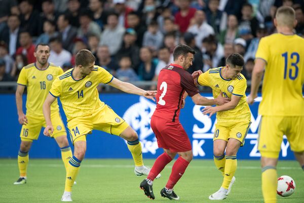 Сборная Казахстана по футболу разгромила Азербайджан в товарищеском матче - Sputnik Казахстан