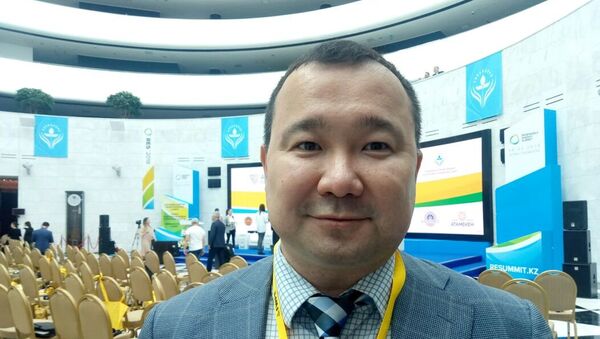 генеральный директор Ассоциации возобновляемой энергетики РК Арман Кашкинбеков - Sputnik Казахстан