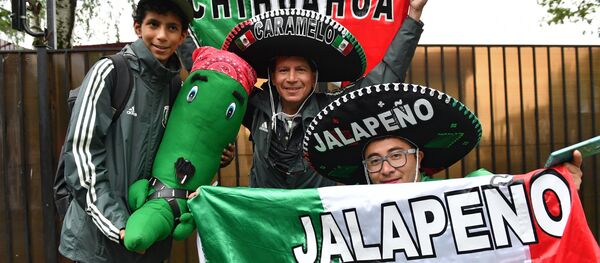 Болельщики сборной Мексики Болельщики сборной Мексики - Sputnik Казахстан