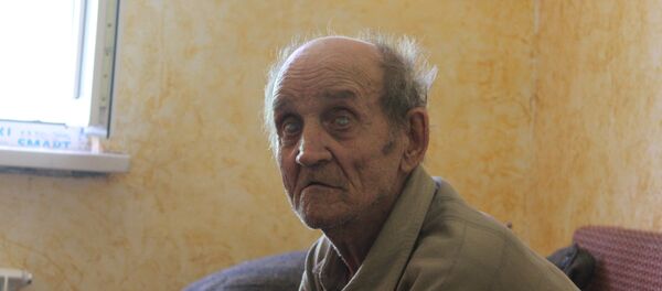 112-летний ветеран Юрий Репин - Sputnik Казахстан