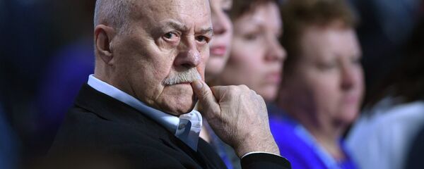 Режиссер Станислав Говорухин Режиссер Станислав Говорухин - Sputnik Казахстан
